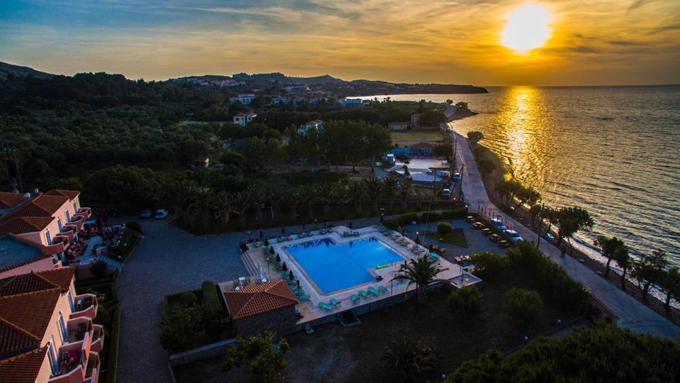 Hotel Bella Vista Mithimna Extérieur photo